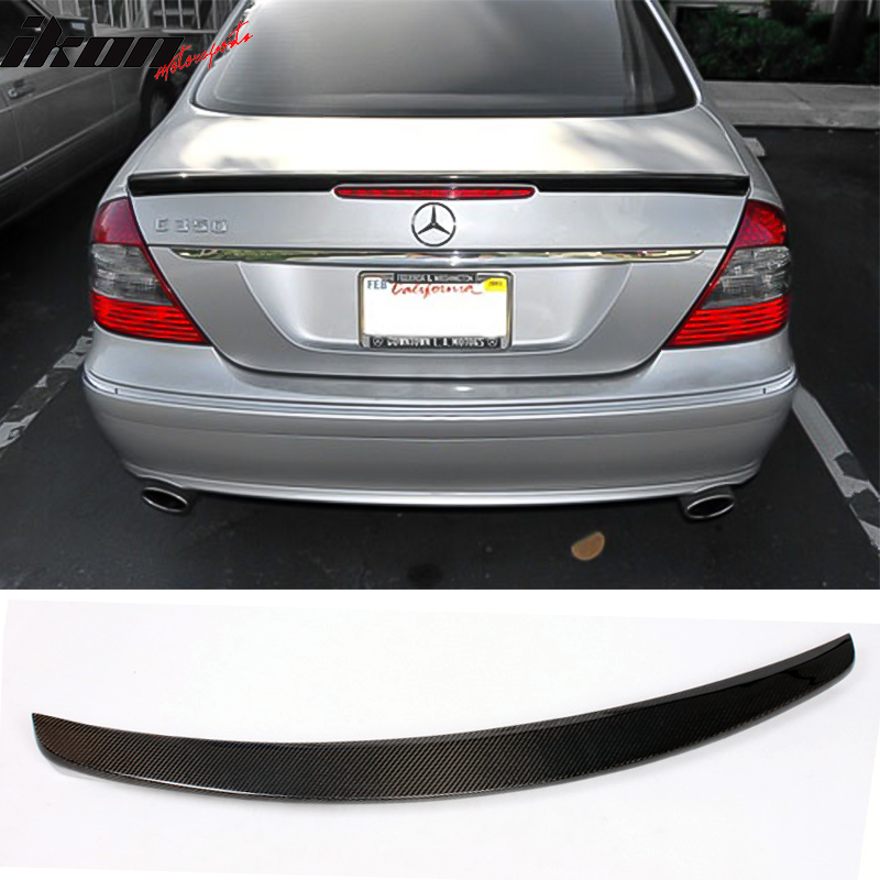 IKON MOTORSPORTS, Trunk Spoiler Compatible With 2003-2009 Mercedes-Benz E-Class W211 Sedan , Matte Carbon Fiber + FRP AMG Style Rear Spoiler Wing, 2004 2005 2006 2007 2008