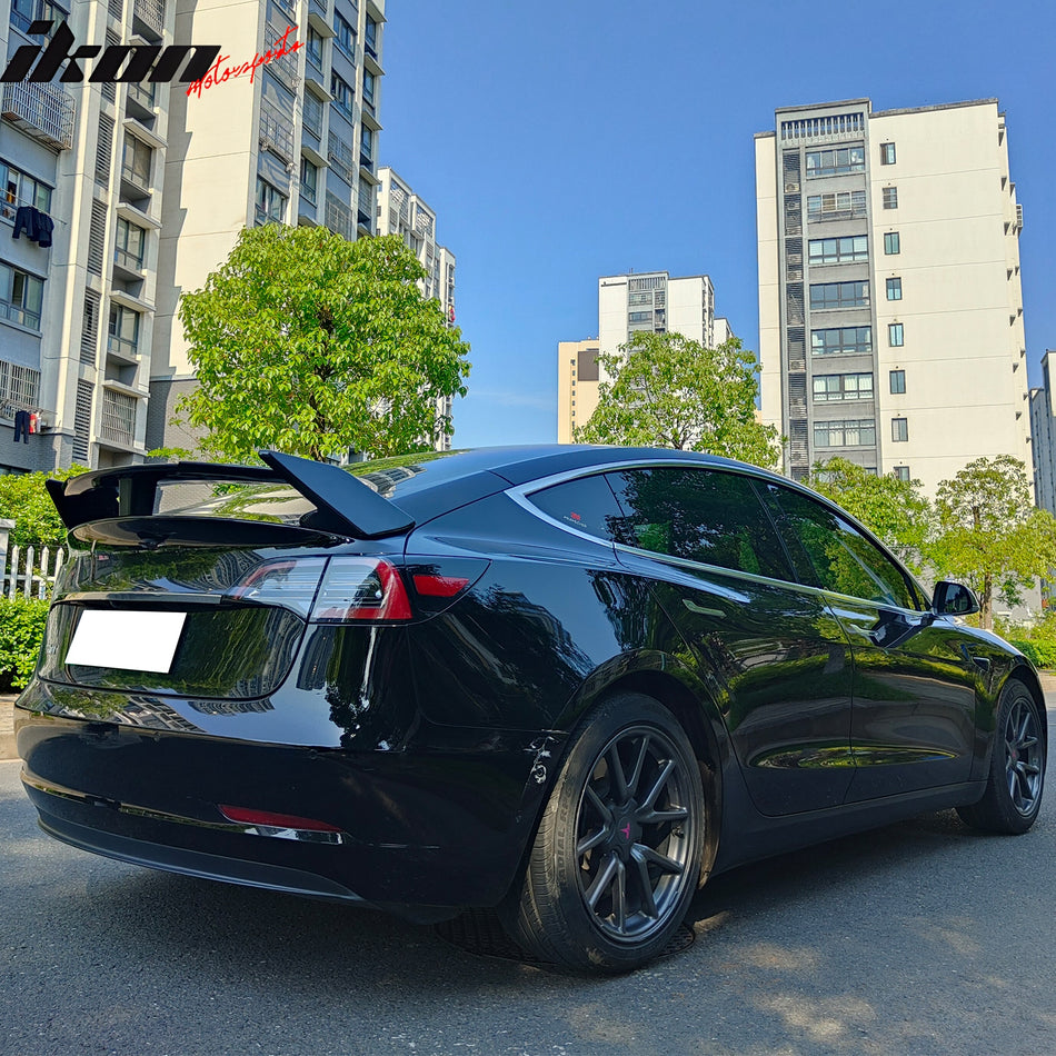 IKON MOTORSPORTS, Trunk Spoiler Compatible with 2017-2024 Tesla Model 3, GT Style Carbon Fiber Print Blow Molding ABS Plastic Rear Trunk Lid Spoiler Wing Lip