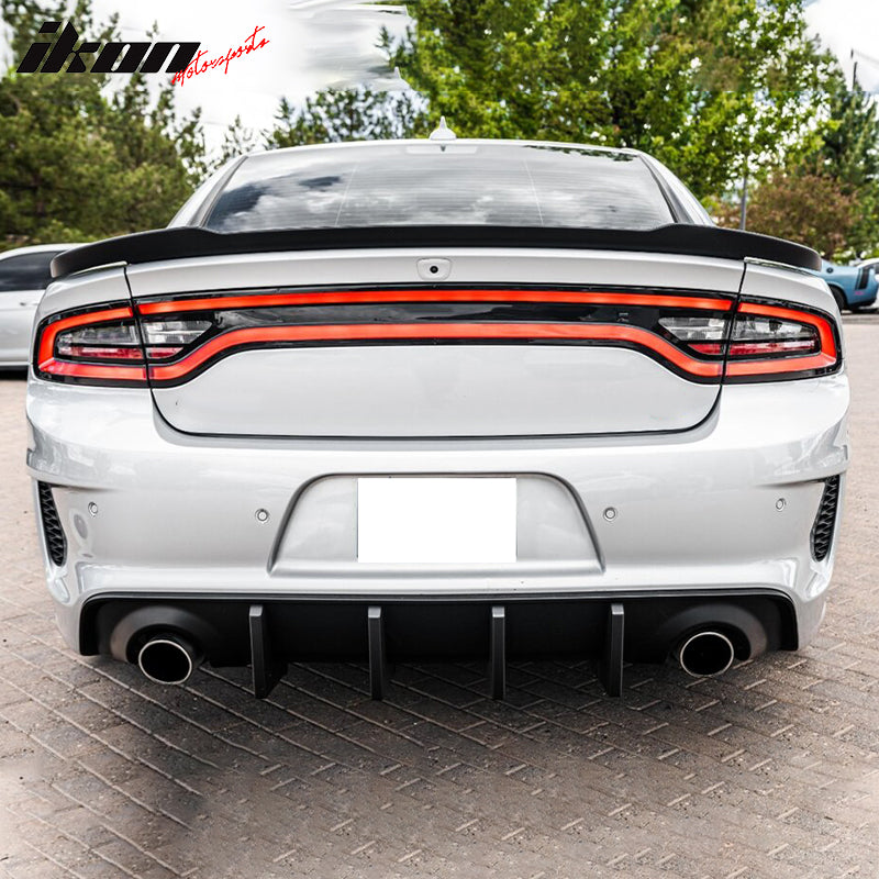 IKON MOTORSPORTS, Rear Diffuser Compatible With 2020-2023 Dodge Charger Widebody, IKON Style PP Rear Bumper Lip with 4 Fins Matte Black / Gloss Black / Carbon Fiber Print